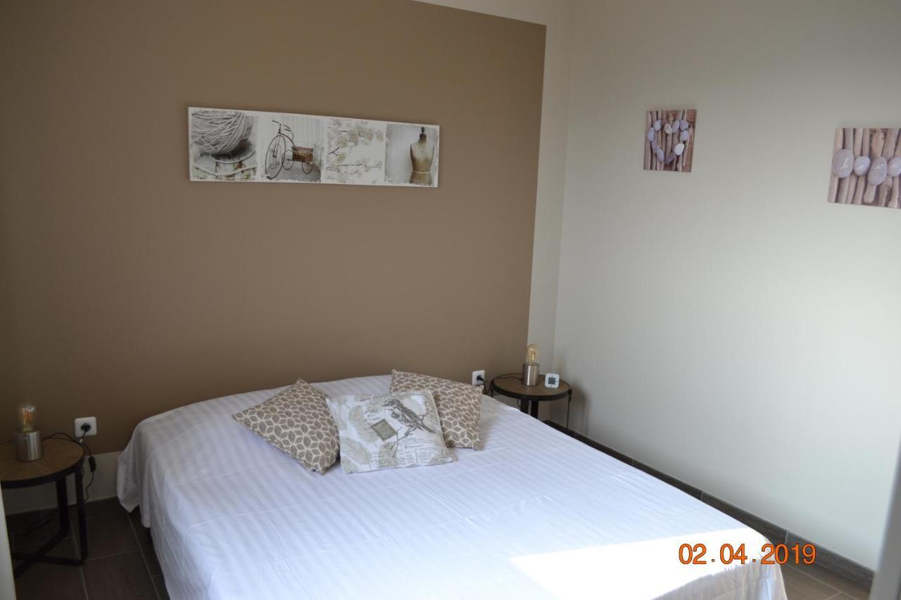 Quiévrecourt Maison Avec Piscine Interieure Privee Sans Vis A Vis Chauffee Toute L Annee מראה חיצוני תמונה
